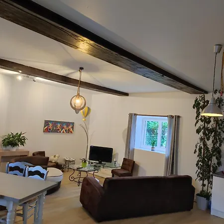 A La Ferme Les Berges Rient Feriehus *